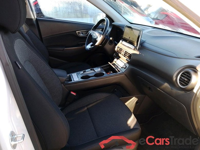 HYUNDAI Kona / 2017 / 5P / todoterreno 150kW EV Klass 484km #6