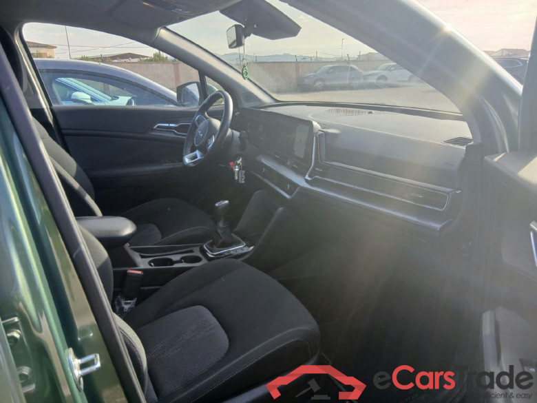 KIA Sportage / 2022 / 5P / todoterreno 1.6 T-GDi MHEV 110kW (150CV) Drive 4x2 #6