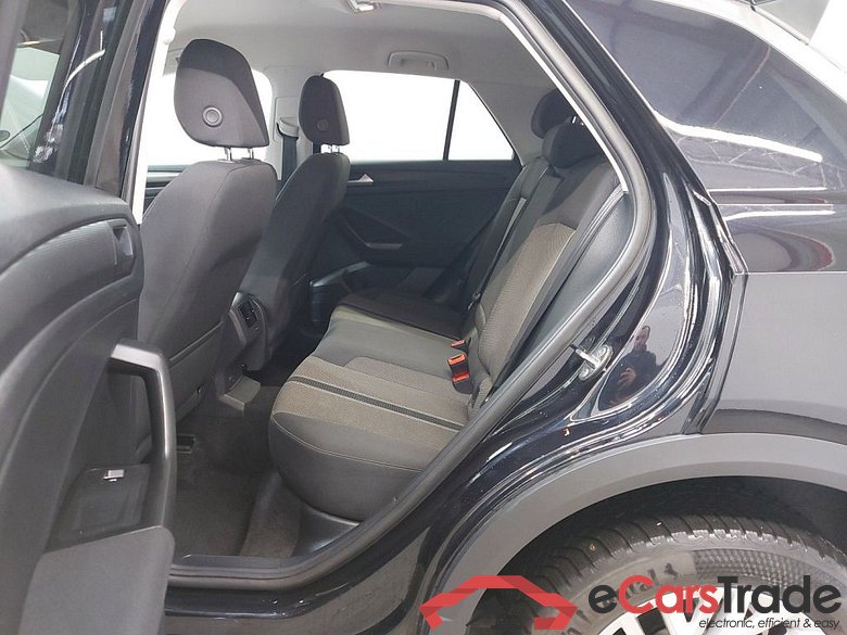 Volkswagen T-Roc 1.5 TSI Style DSG 5d #2