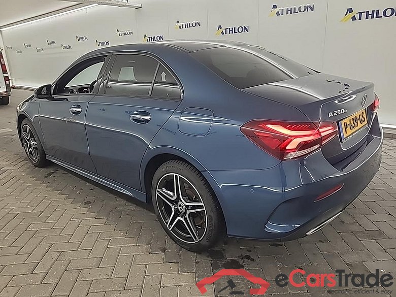 MERCEDES-BENZ A-Klasse Limousine A 250 e 8G-DCT Business Sol AMG Limited 4D 160kW #4