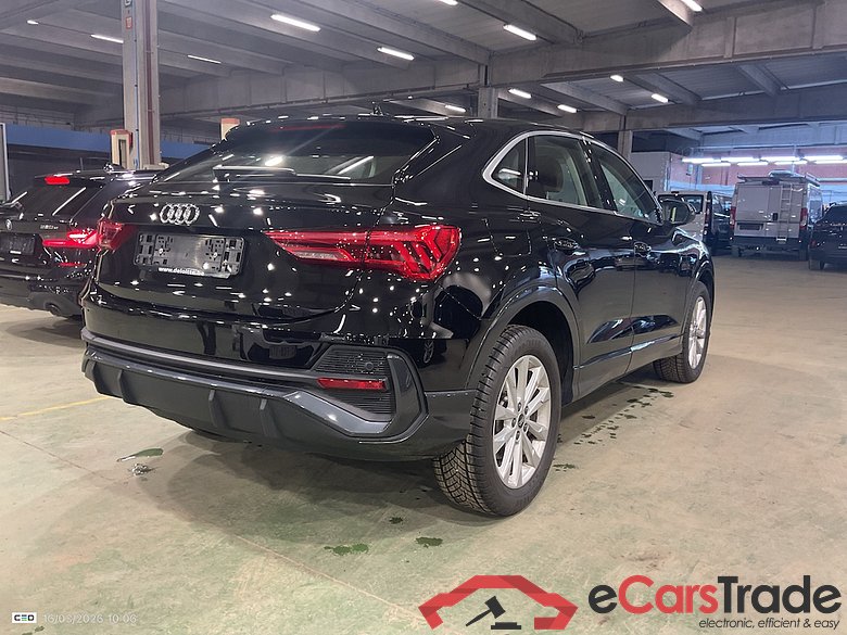 AUDI Q3 Sportback 1.4 45 TFSI E S TRONIC #4