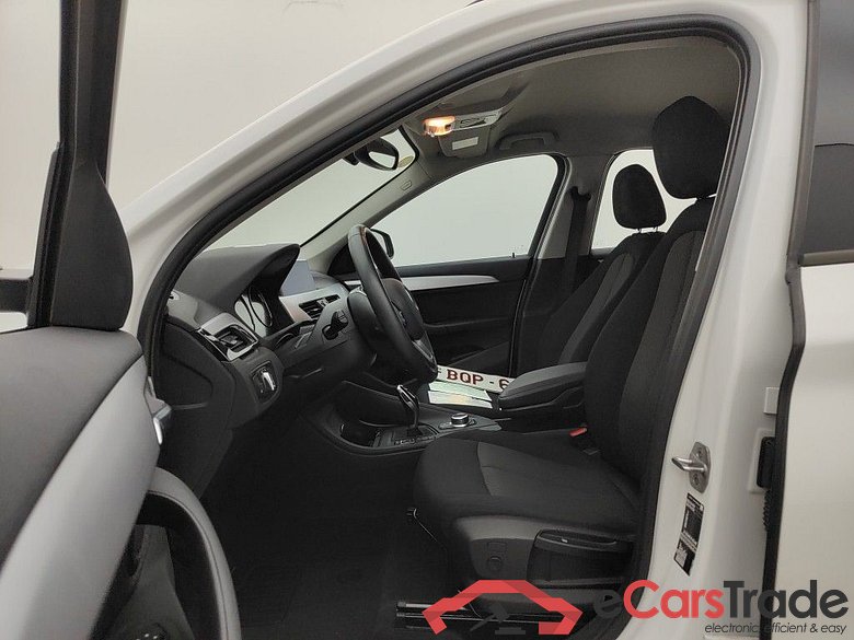 BMW X1 sDrive16dA (85 kW) 5d #3