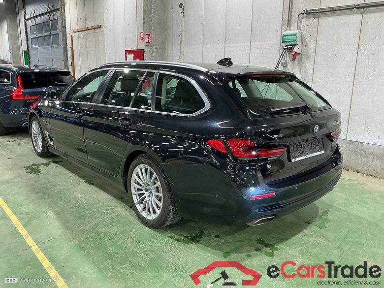 BMW 5-serie 2.0 530E 200KW XDRIVE AUTO TOURING #3