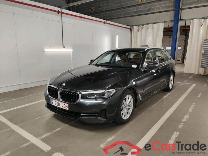 BMW 5 Reeks Touring 5 Reeks Touring 518d Aut. (100 kW) (Mild Hybrid) 100kW/136pk  5D/P Auto-8
