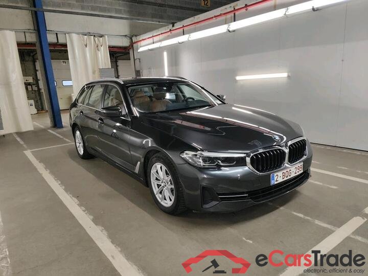 BMW 5 Reeks Touring 5 Reeks Touring 518d Aut. (100 kW) (Mild Hybrid) 100kW/136pk  5D/P Auto-8 #2