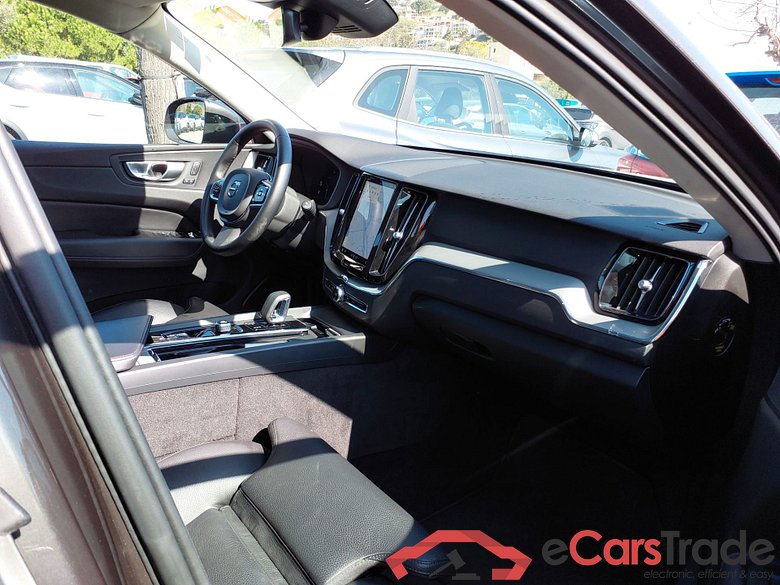 VOLVO XC60 2.0 T6 253+145cv PLUS #5