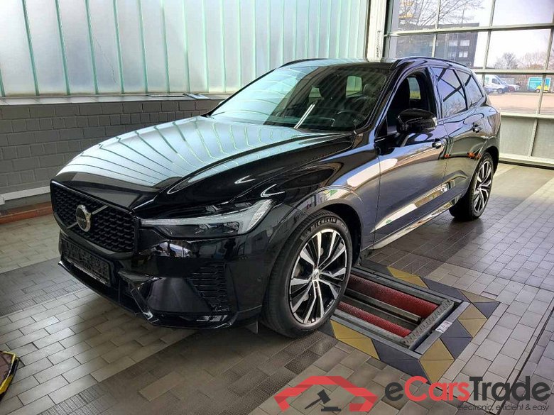 Volvo XC60 (03.2017->) DE - SUV5 B5 (Benzin) AWD EU6d, Ultimate Dark Mild-Hybrid (EURO 6d), (Facelift) #1