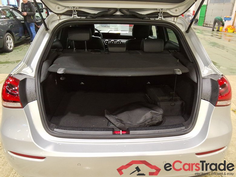 MERCEDES-BENZ A-CLASS LIMOUSINE 1.3 A 250 E BUSINESS SOLUTION DCT #3