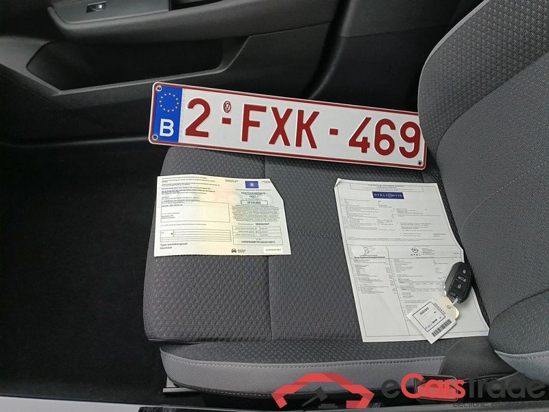 Opel Astra Sports Tourer 1.2 Turbo 81kW S/S Edition 5d #4