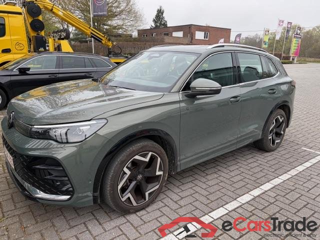 VOLKSWAGEN Tiguan Tiguan R-Line 1.5 TSI mHEV ACT OPF 110 kW (150 pk) 7 versnellingen DSG #1