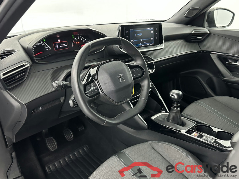Peugeot 2008 Allure 1.2L PureTech 130 #6