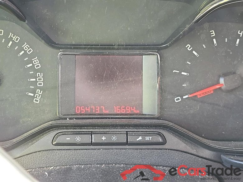 CITROEN Berlingo / 2018 / 3P / furgón derivado de turismo Talla M BlueHDi 100 CONTROL #5