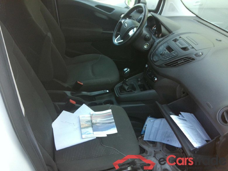 FORD Transit Courier/2014/4P/furgón der.turis Van 1.5 TDCi 56kW Trend #6