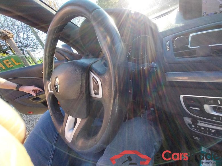 RENAULT Mégane Coupé-Cabriolet III Mégane CC 1.5 dCi Dynamique FAP EDC #5