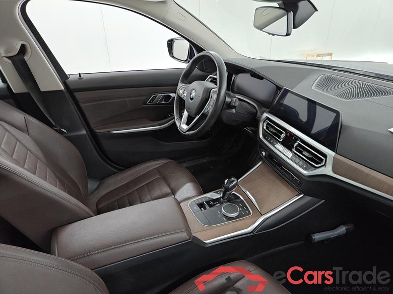 BMW 3 Serie Sedan 330e 4D 215kW #6
