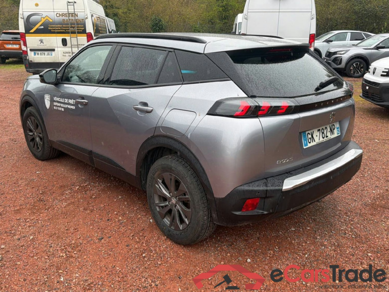 Peugeot 2008 Style PureTech 1.2L 100 S&S (BVM6) #3