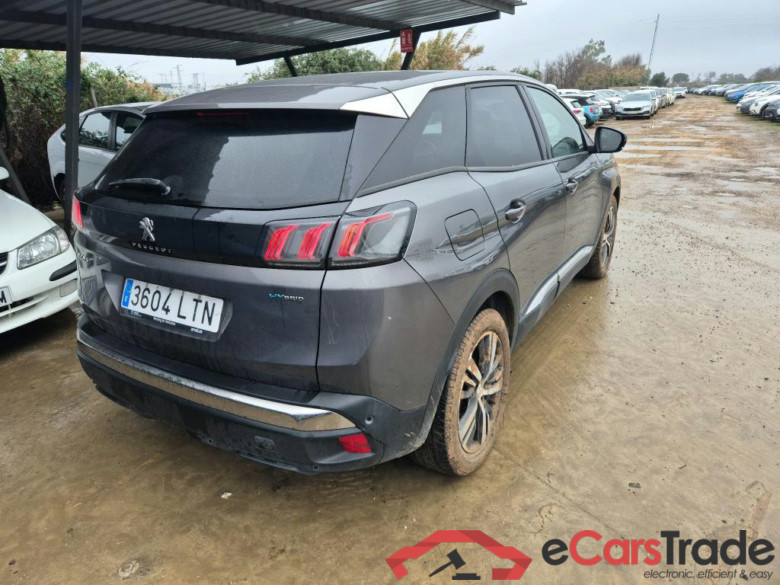 PEUGEOT 3008 Hybrid / 2020 / 5P / todoterreno 225 e-EAT8 Allure (AC2) #2