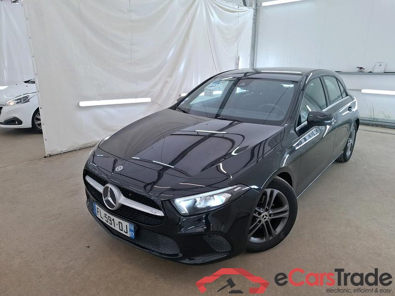 MERCEDESBENZ Classe A Compact  2018  5P  Berline A 180 Style Line