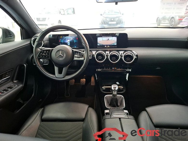 MERCEDESBENZ Classe A Compact  2018  5P  Berline A 180 Style Line #5