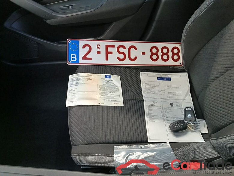 Peugeot 308 SW 1.2 PureTech 130 S&S Active Pack 5d #4