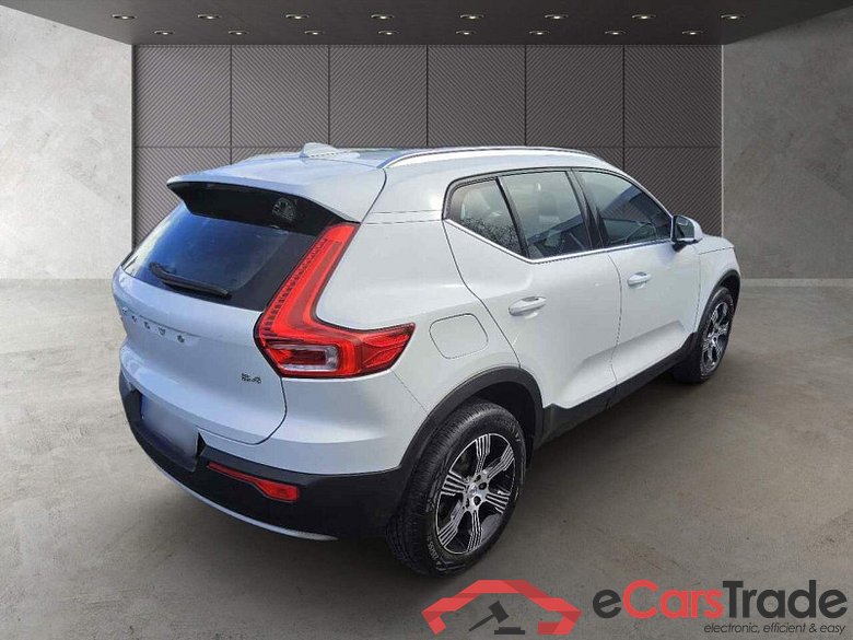Volvo XC40 (2017->) DE - SUV5 B4 2WD EU6d, Inscription (EURO 6d), 2020 - 2022 #3