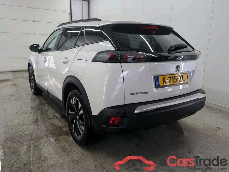 PEUGEOT e-2008 EV Allure 50 kWh #6