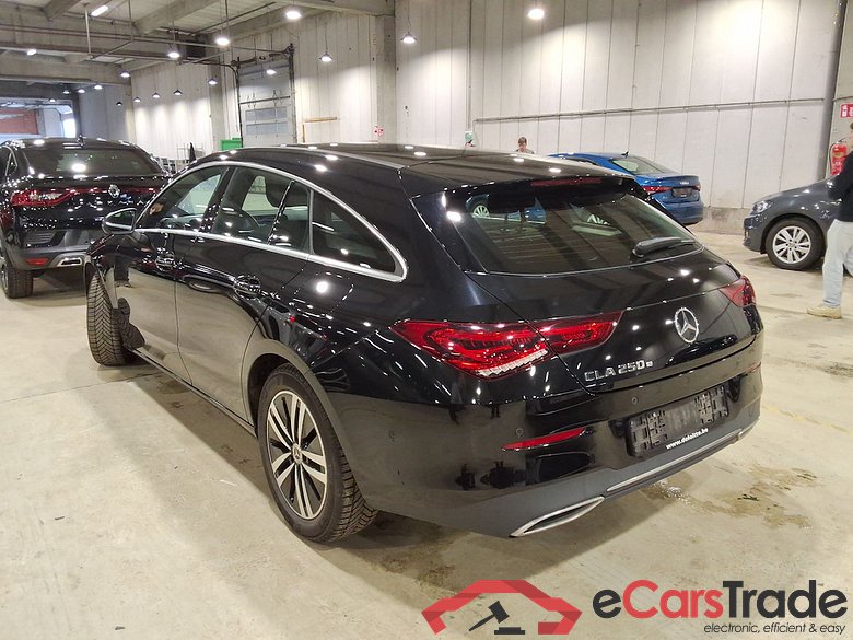 MERCEDES-BENZ CLA - Klasse 1.3 CLA 250 E BUSINESS SOLUTION DCT #2