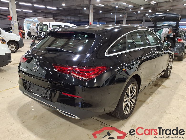 MERCEDES-BENZ CLA - Klasse 1.3 CLA 250 E BUSINESS SOLUTION DCT #4