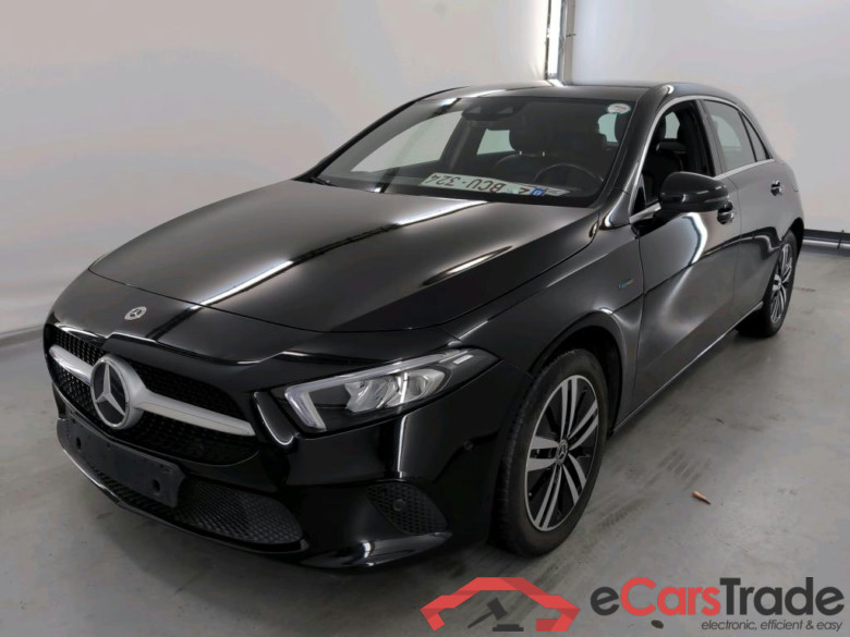 MERCEDES-BENZ CLASS A (W177) A 250 e PHEV Business Solution