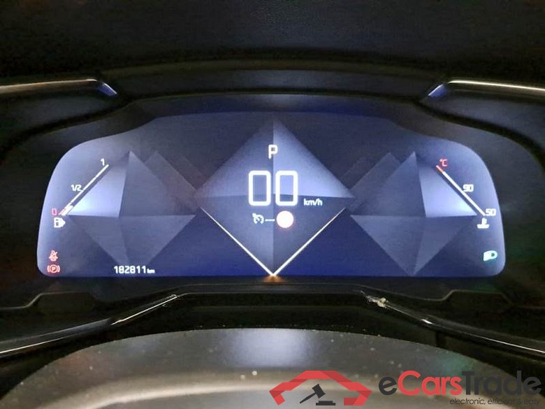 DS DS 7 CROSSBACK / 2017 / 5P / SUV BLUEHDI 130 AUTOMATICA BUSINESS #4