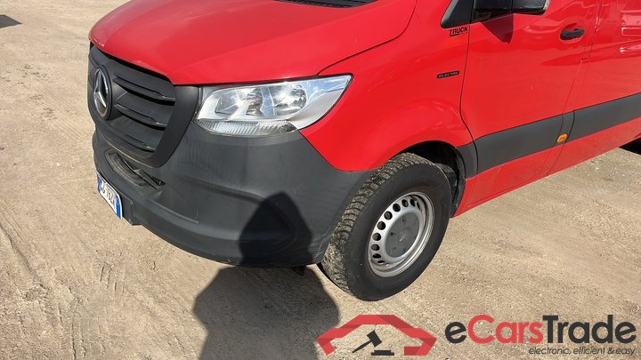 Mercedes Sprinter EV ...