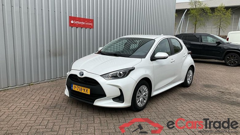 TOYOTA YARIS 1.5vvti hev active 85kW cvt aut