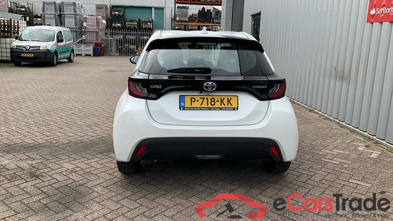 TOYOTA YARIS 1.5vvti hev active 85kW cvt aut #4