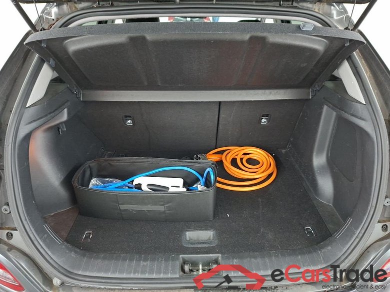 HYUNDAI Kona Comfort Electric 64 kWh 5D #5
