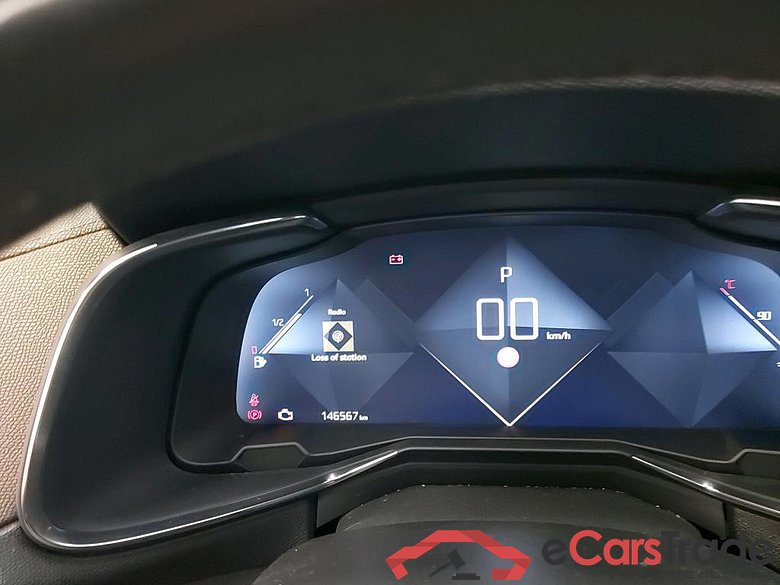 DS - DS  DS 7 CROSSBACK BlueHDi 130PK Automatic So Chic Bastille & Pano Roof & Camera With Front & Rear Park Sensors #5