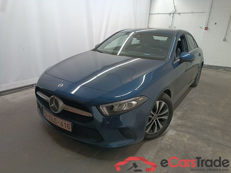 Mercedes-Benz A-Klasse Limousine A 180d Business Solution 4d