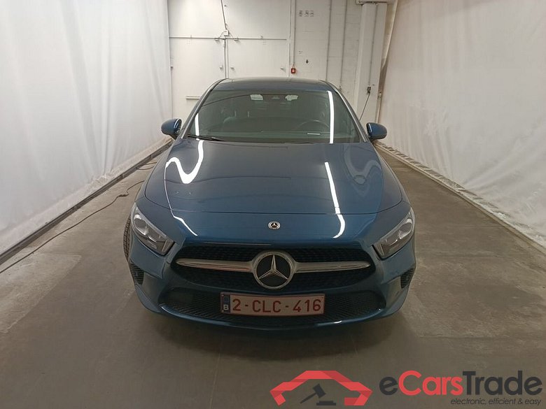 Mercedes-Benz A-Klasse Limousine A 180d Business Solution 4d #5