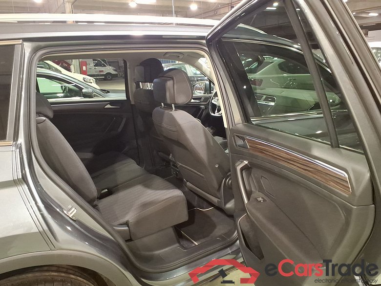 VOLKSWAGEN TIGUAN ALLSPACE 1.5 TSI LIFE DSG #5