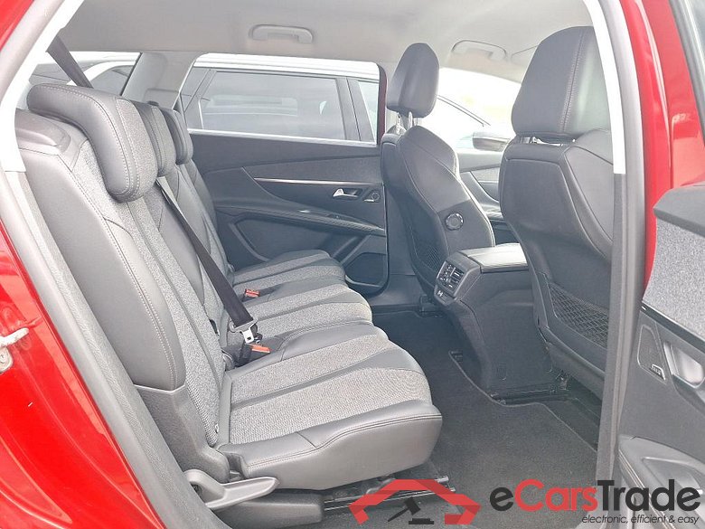 PEUGEOT 5008 1.5 BLUEHDI 130 AUTO ALLURE #6