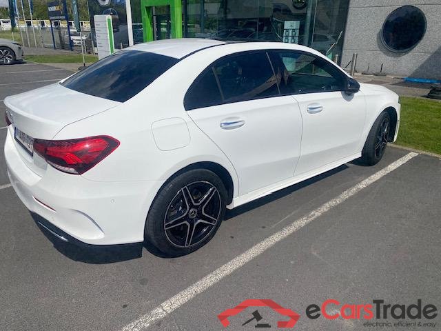 MERCEDES-BENZ A 250 e PHEV AMG Line #2