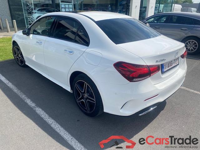 MERCEDES-BENZ A 250 e PHEV AMG Line #6