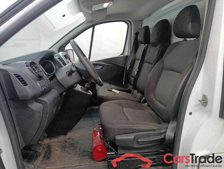 RENAULT TRAFIC 27 FOURGON SWB DSL - 2019 2.0 dCi 120 27 L1H1 Grand Confort 5d #3