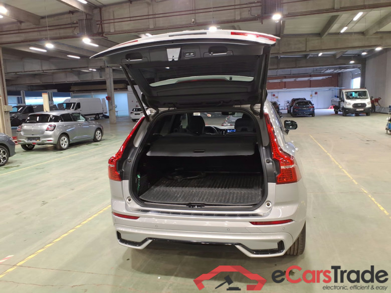 VOLVO XC60 2.0 T6 PHEV R-DESIGN AUTO 4WD #3