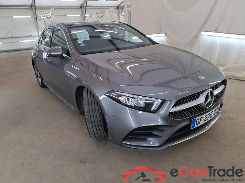 MERCEDES-BENZ Classe A Compact / 2018 / 5P / Berline A 200 AMG Line 7G-DCT #4