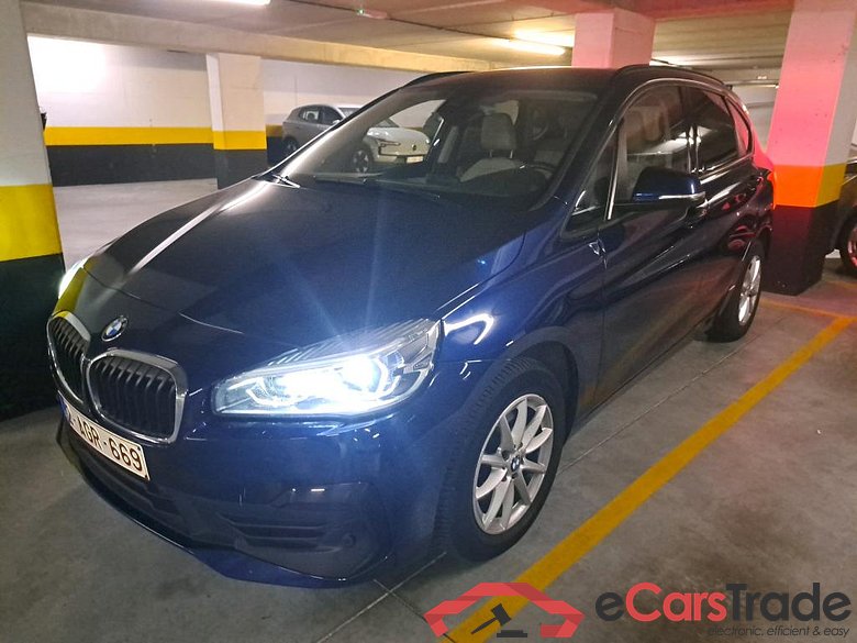 BMW - BMW 2 ACTIVE TOURER 216dA 116PK Business Edition Advantage & Pack Driving Assistant Plus & Towing Hook