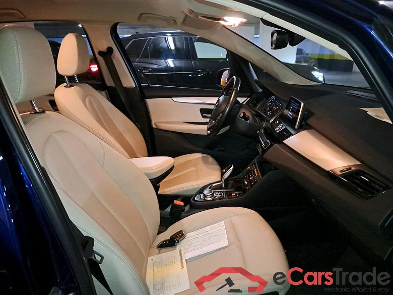 BMW - BMW 2 ACTIVE TOURER 216dA 116PK Business Edition Advantage & Pack Driving Assistant Plus & Towing Hook #3