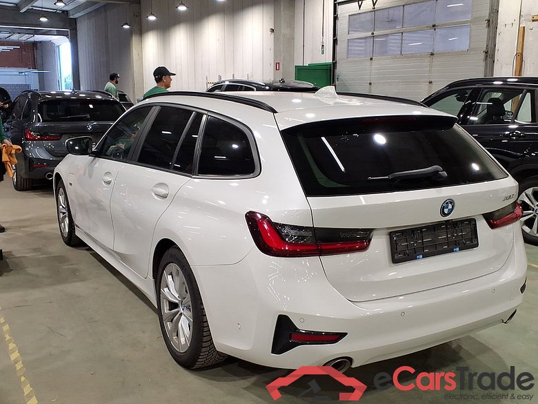 BMW 3 SERIES TOURING 2.0 330E (215KW) TOURING #2