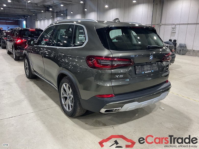 BMW X5 3.0 XDRIVE45E 155KW 4WD AUTO #3