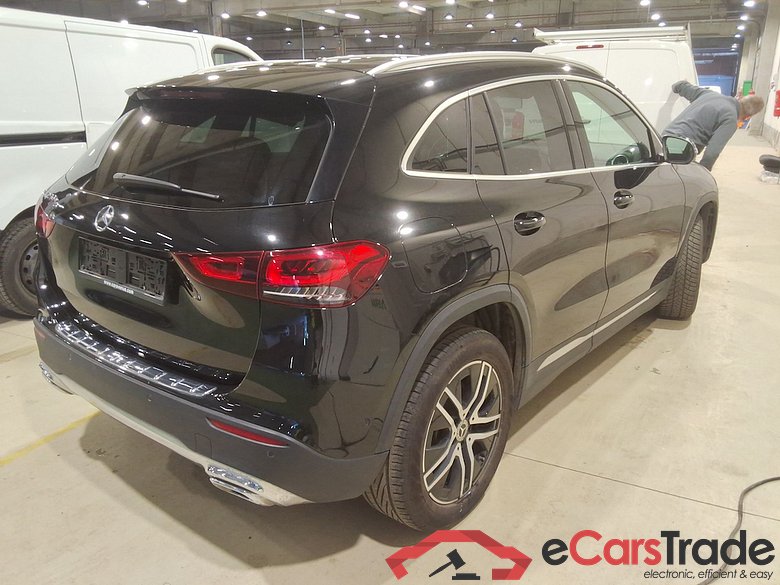 MERCEDES-BENZ GLA - Klasse 1.3 GLA 250 E DCT LUXURY LINE #4