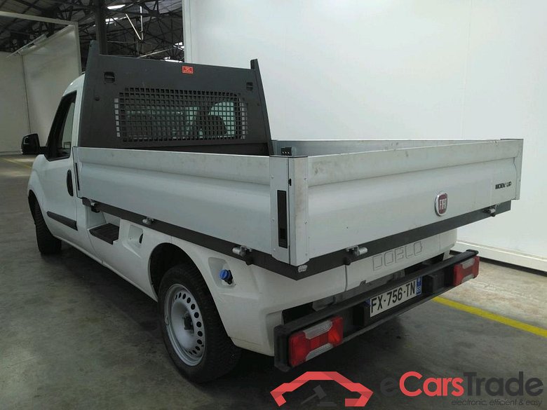 FIAT Doblò Cargo / 2015 / 2P / Plateau Maxi 1.6 Mjet 105 Work Up Business #2